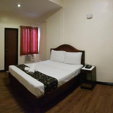 Grand Traveler Suite Inc Makati City Bagian luar foto